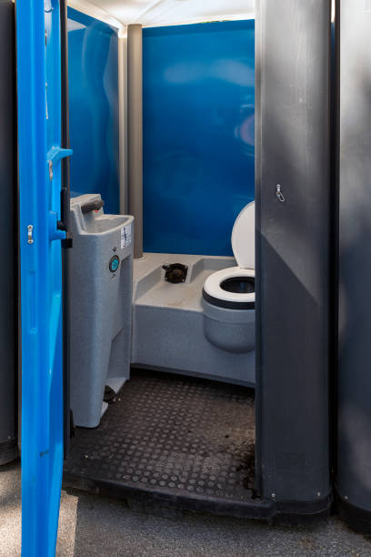 Portable Toilet Options We Offer in Manor, PA